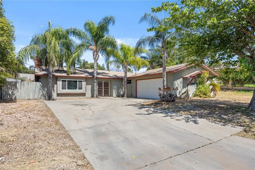 10937 Desert Sand Avenue, Riverside, CA 92505 - #1