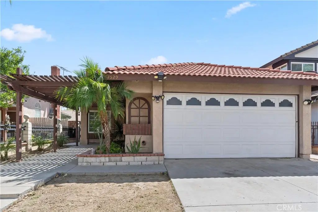 1529 Apple Creek, Perris, CA 92571 - #1