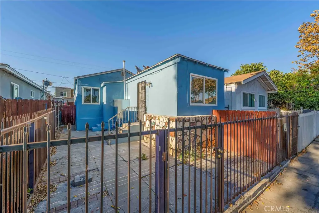 6121 E Olympic, Los Angeles, CA 90022 - #1