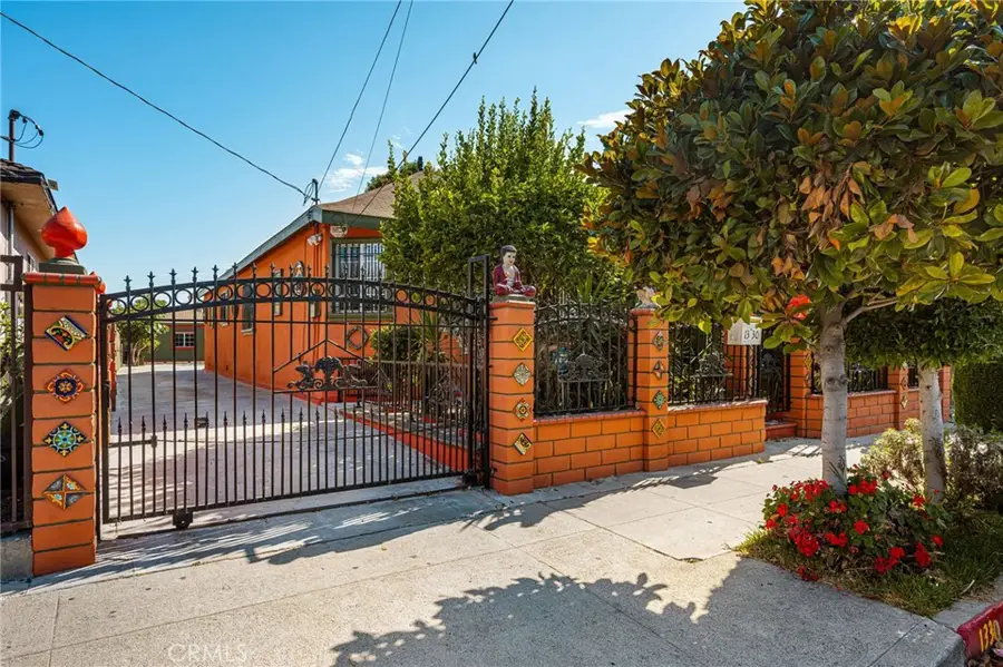 1330 E 33rd, Los Angeles, CA 90011 - #2