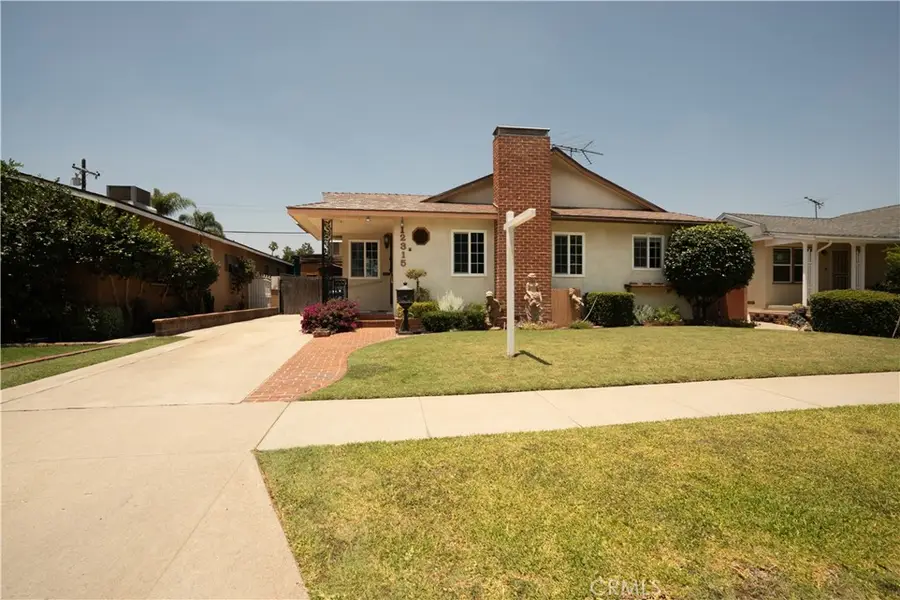 12315 Pomering, Downey, CA 90242 - #3
