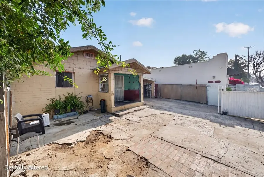 4123 Chevy Chase Drive, Los Angeles, CA 90039 - #3