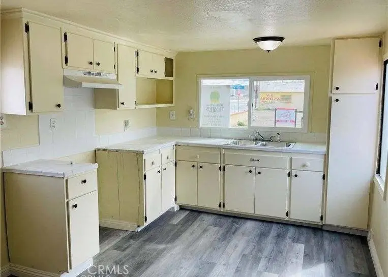16397 D, Victorville, CA 92395 - #2