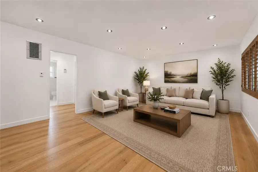 1824 20th Street #C, Santa Monica, CA 90404 - #2