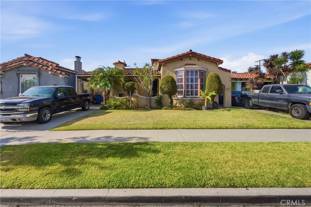 1308 W 82nd Street, Los Angeles, CA 90044 - #1