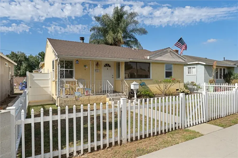 240 E Barclay, Long Beach, CA 90805 - #2