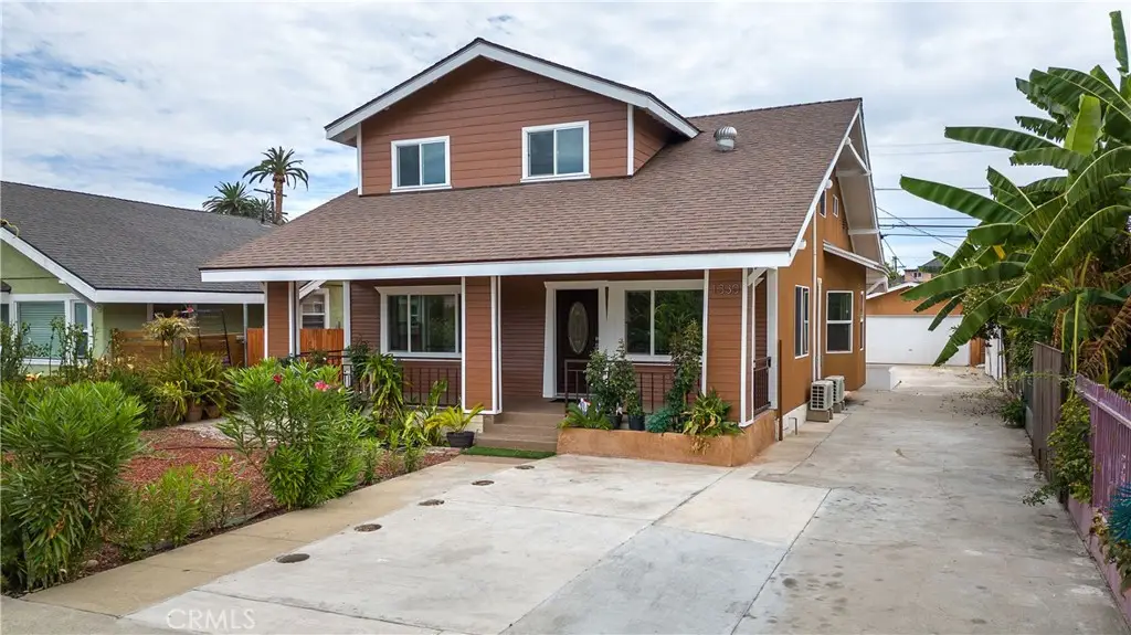1330 W 48th, Los Angeles, CA 90037 - #1