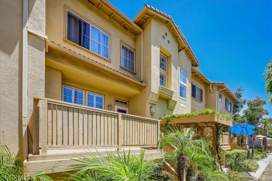 315 W Summerfield Circle, Anaheim, CA 92802 - #2