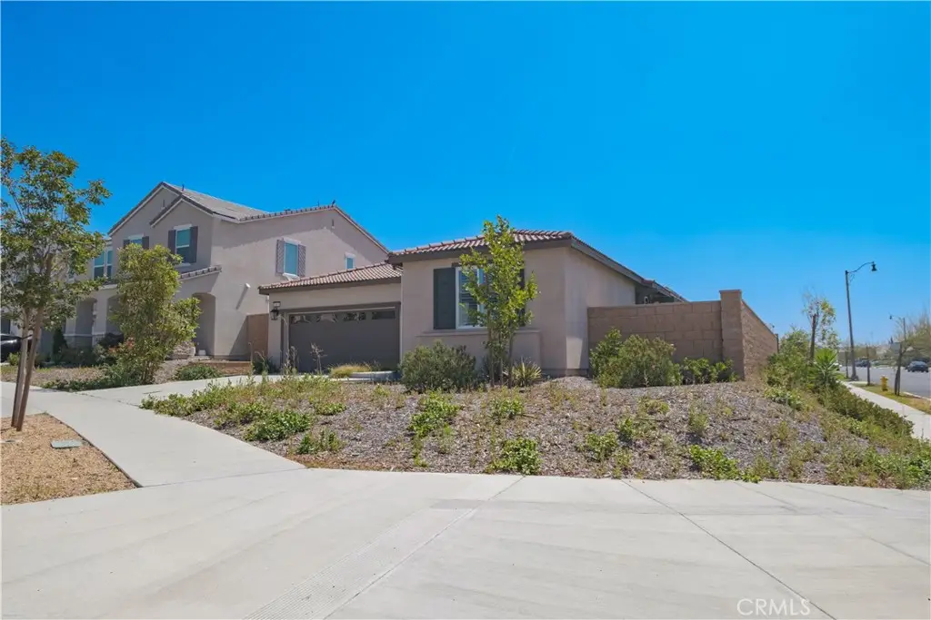 4953 Boston Ivy St, Fontana, CA 92336 - #1