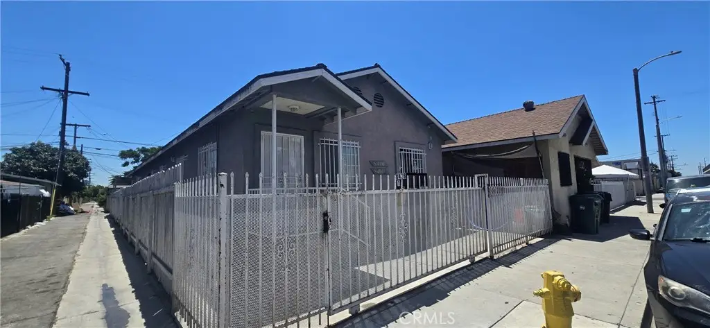 8416 Graham, Los Angeles, CA 90001 - #1