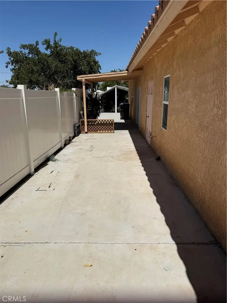 14930 Coalinga, Victorville, CA 92392 - #3