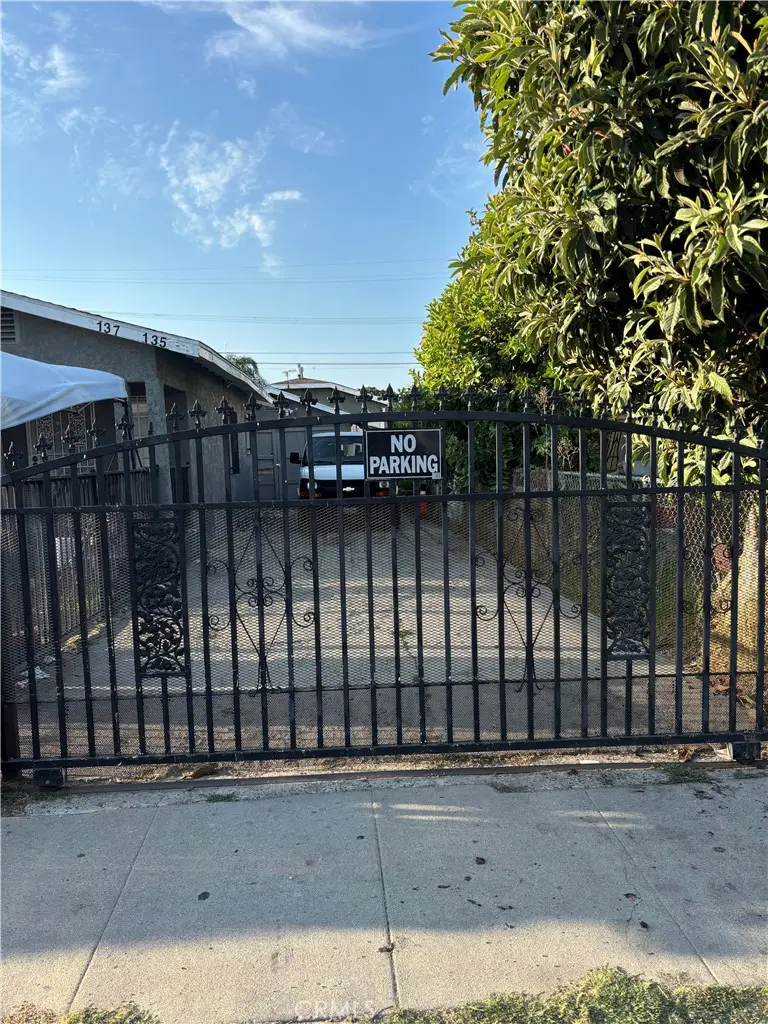 135 W 87th Place, Los Angeles, CA 90003 - #1