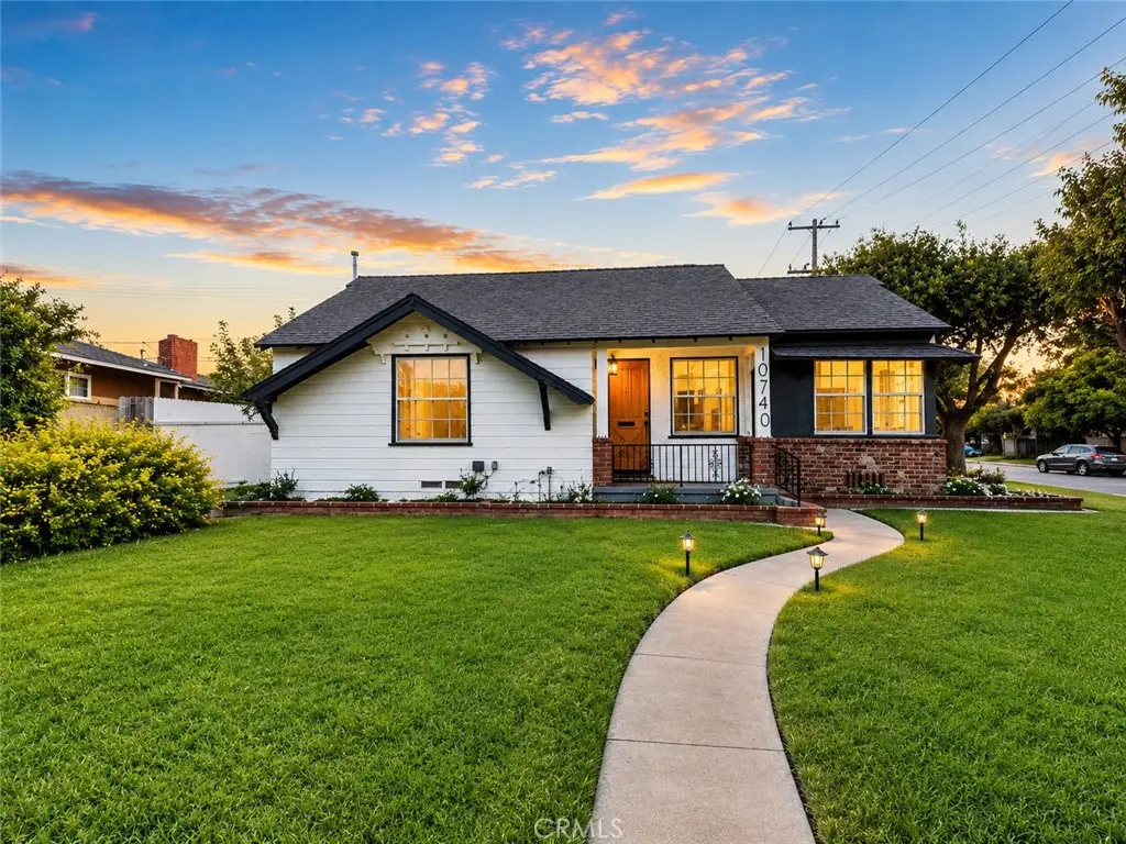 10740 Shellyfield, Downey, CA 90241 - #1