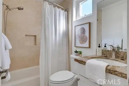 1055 Orizaba #6, Long Beach, CA 90804 - #3