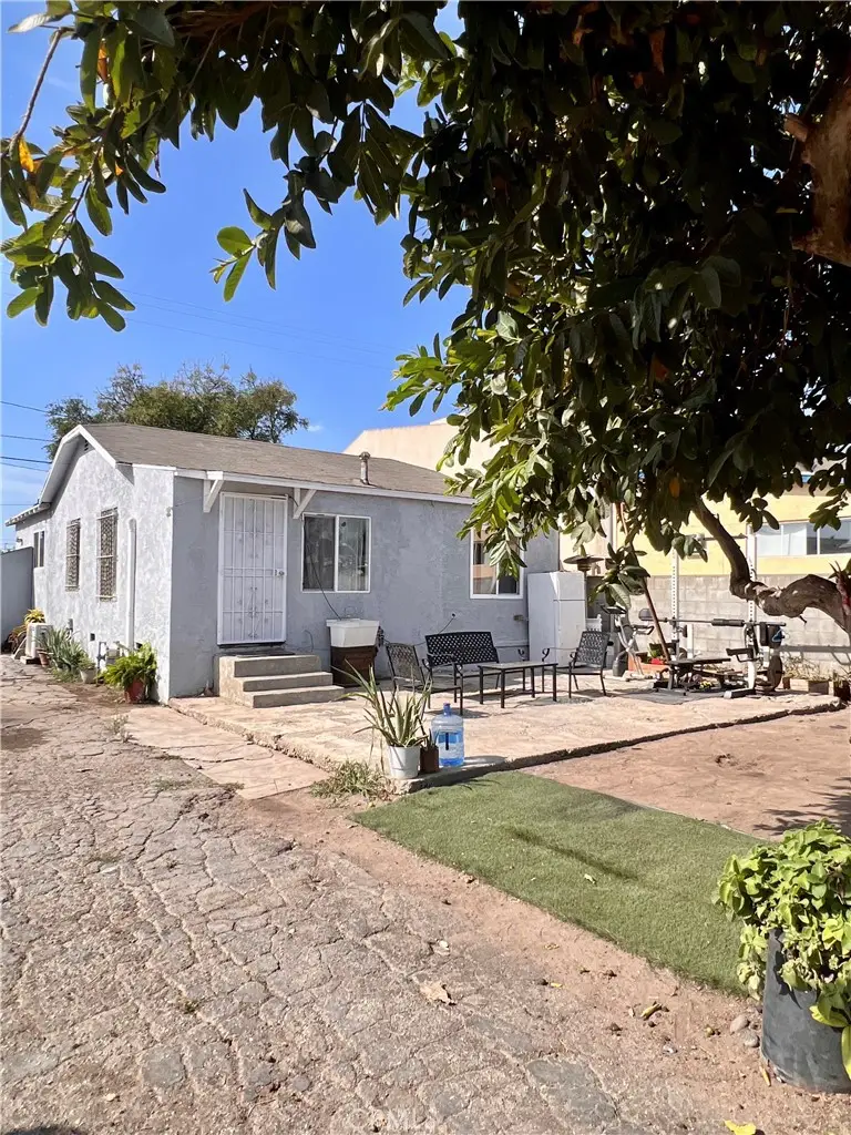 1474 W Compton, Compton, CA 90220 - #2