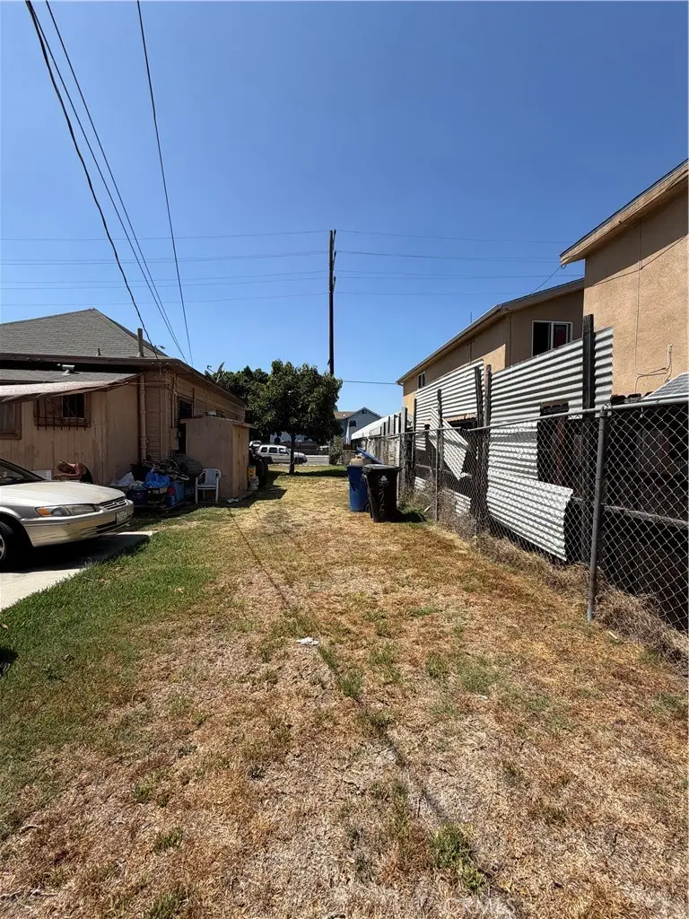 5526 Compton Avenue, Los Angeles, CA 90011 - #3