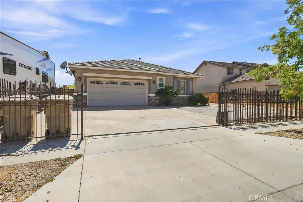 13817 Coolidge, Hesperia, CA 92344 - #1