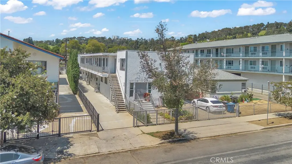 3315 Andrita, Los Angeles, CA 90065 - #1