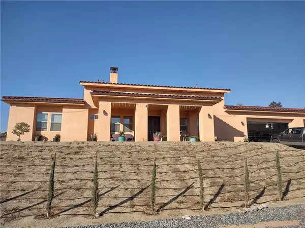 22060 Caballeros, Nuevo, CA 92567