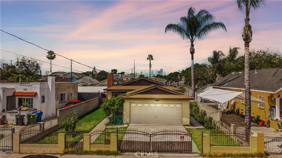 915 E 41st, Los Angeles, CA 90011 - #3