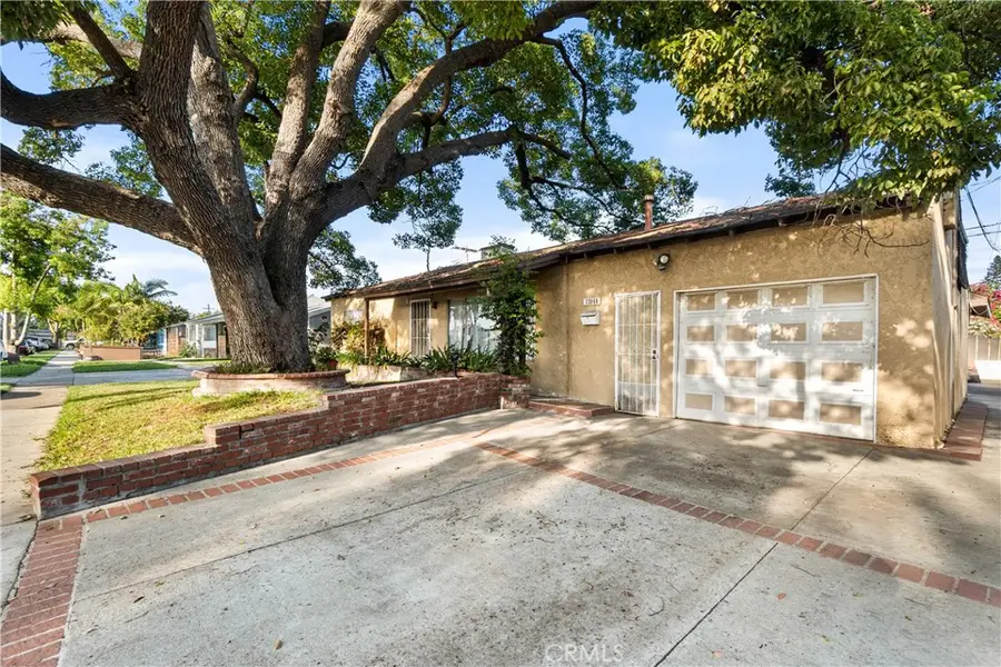 13944 Brightwell Avenue, Paramount, CA 90723 - #2