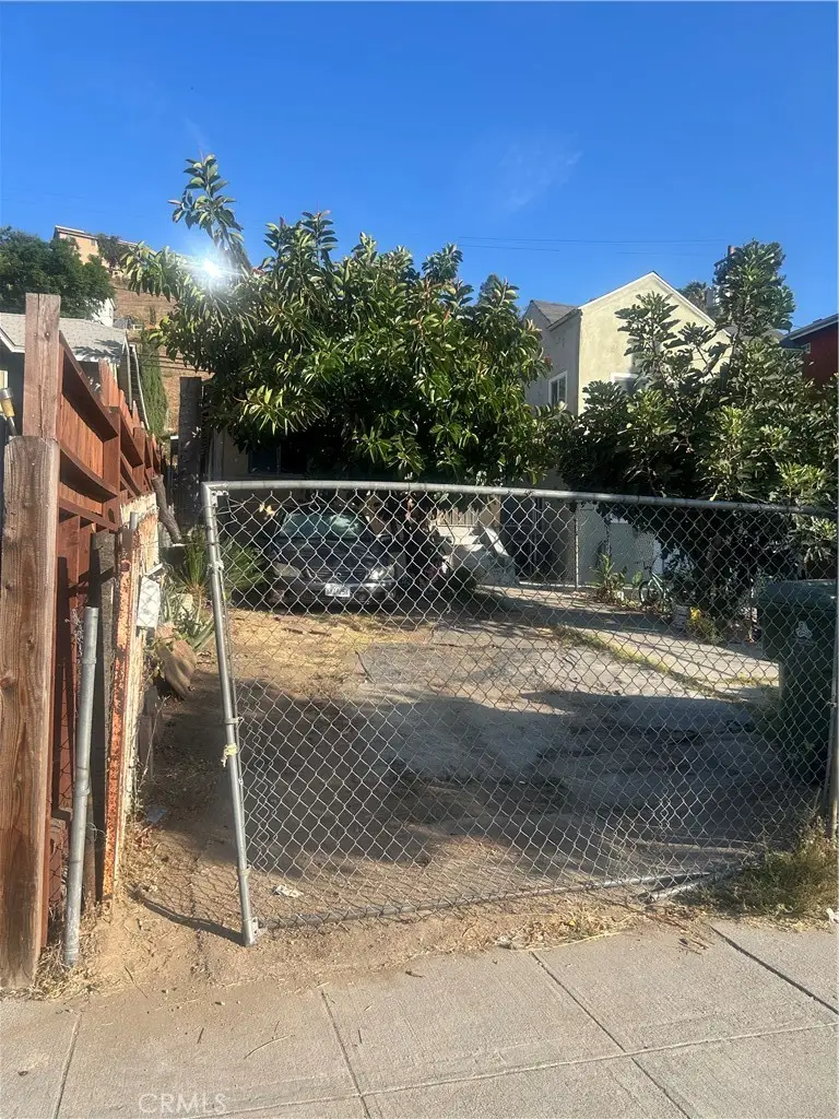 5065 Alhambra, Los Angeles, CA 90032 - #2