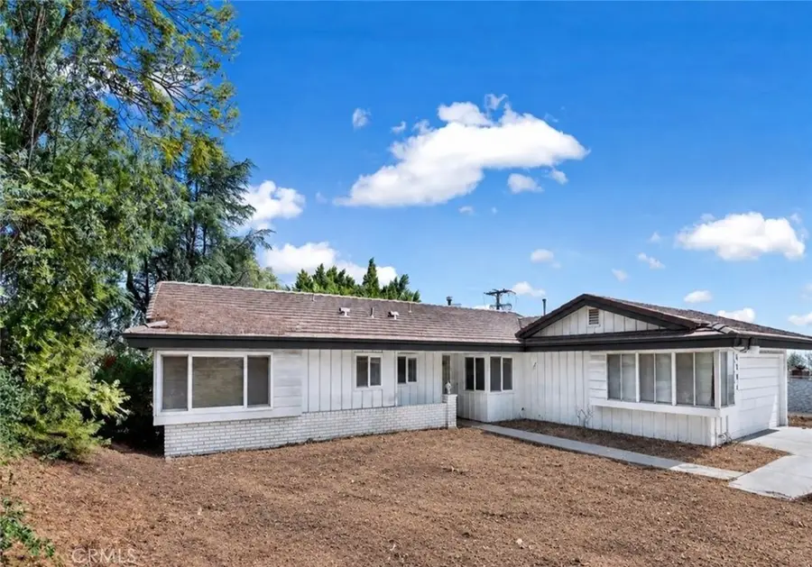 6301 Avenue De Palma, Jurupa Valley, CA 92509 - #2