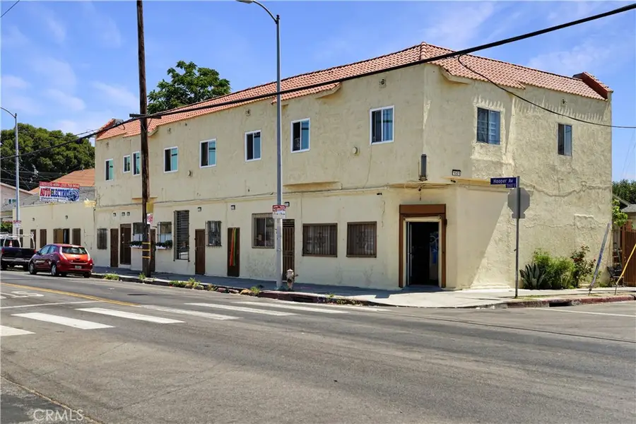 2214 Hooper, Los Angeles, CA 90011 - #3
