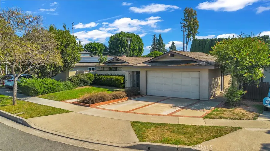 1414 E 18th, Santa Ana, CA 92705 - #3