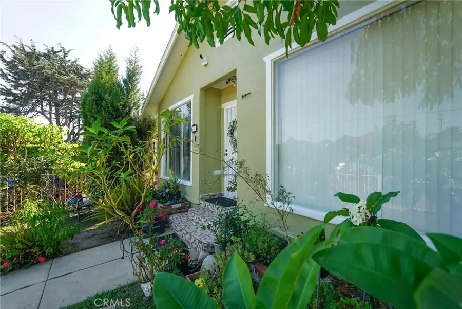 3415 S Gramercy Place, Los Angeles, CA 90018 - #2