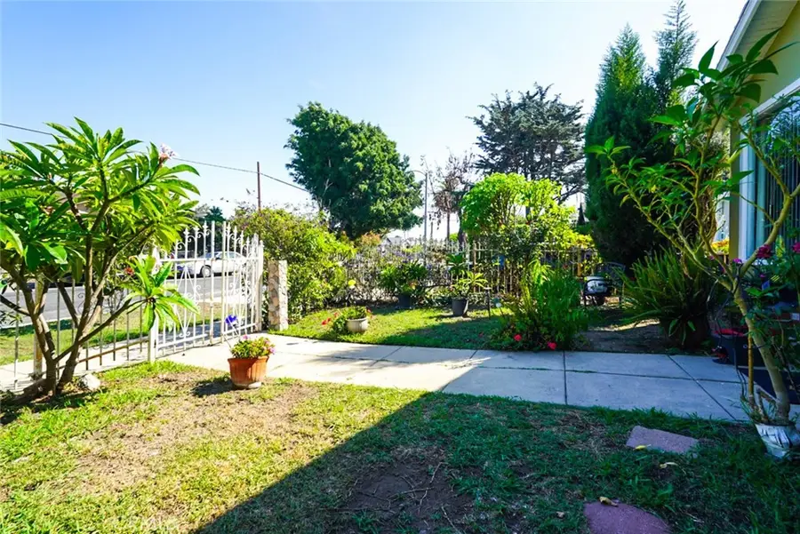 3415 S Gramercy Place, Los Angeles, CA 90018 - #3