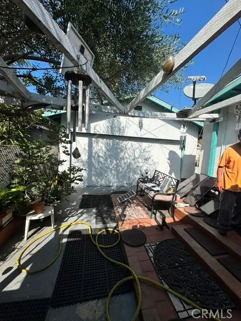 607 Esperanza, Los Angeles, CA 90023 - #3