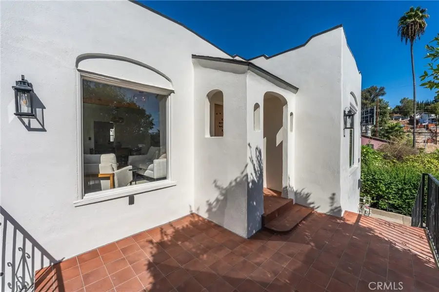 3327 Minto Court, Los Angeles, CA 90032 - #2