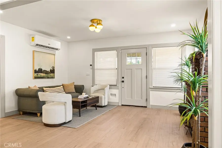 1132 W 56th, Los Angeles, CA 90037 - #2