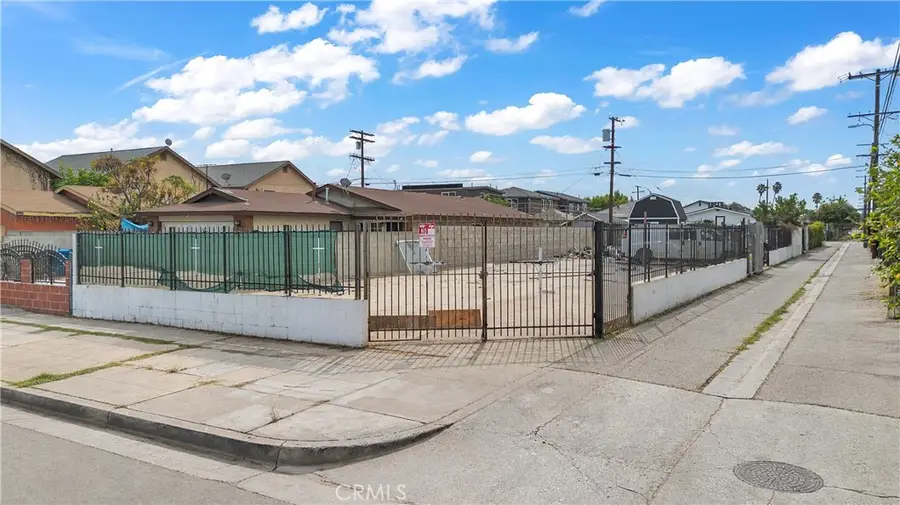 232 W 108th Street, Los Angeles, CA 90061 - #2