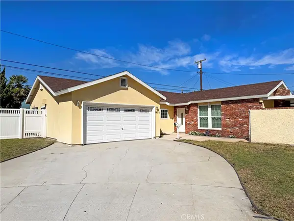 9403 Irwingrove, Downey, CA 90241