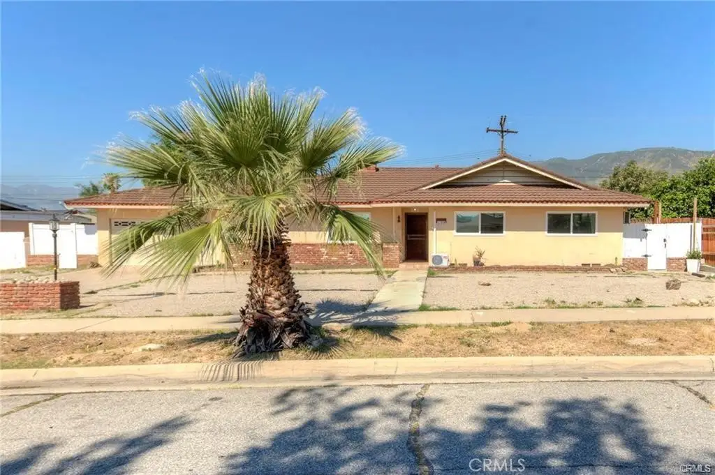 184 Palmyra, San Bernardino, CA 92404 - #1