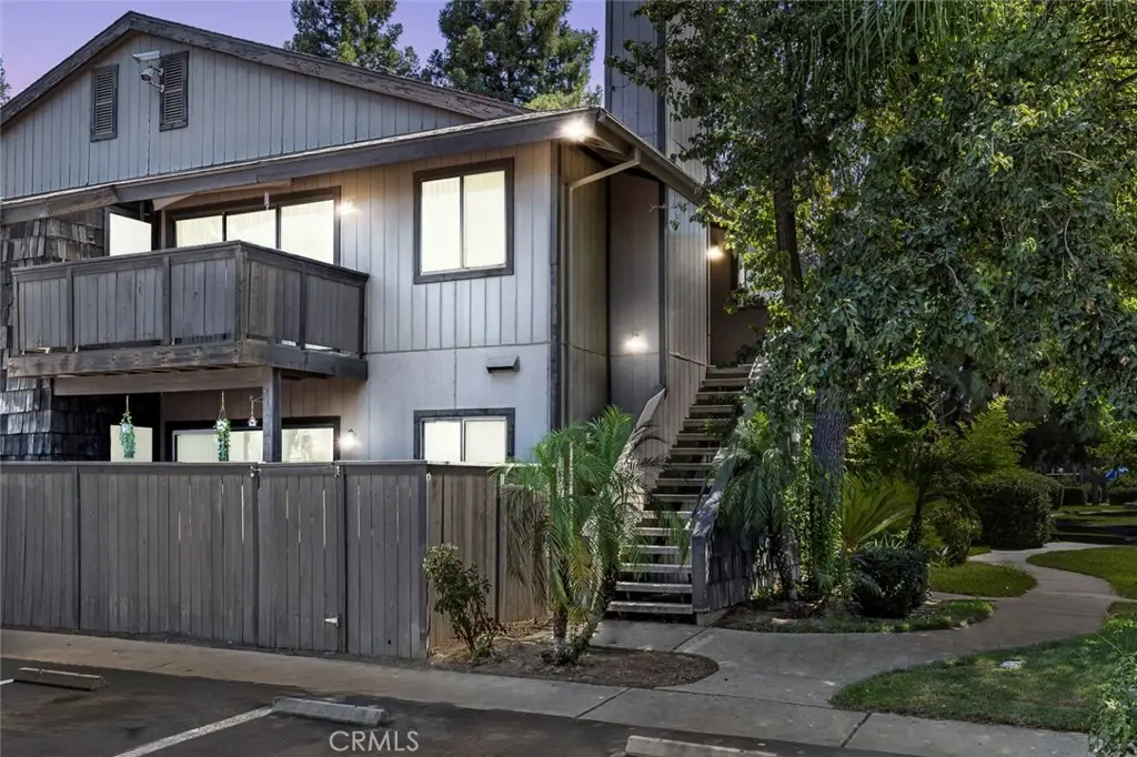 1151 S Chestnut Avenue #215, Fresno, CA 93702 - Image #1