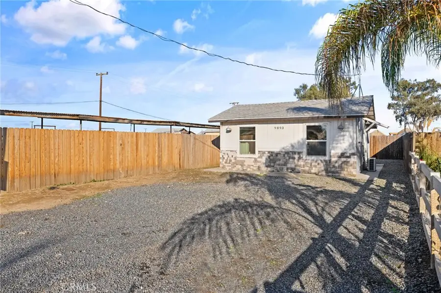9893 Vista Avenue, Hanford, CA 93230 - #3