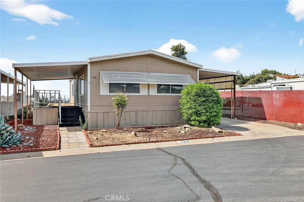 1001 Sylmar #128, Clovis, CA 93612 - Image #1