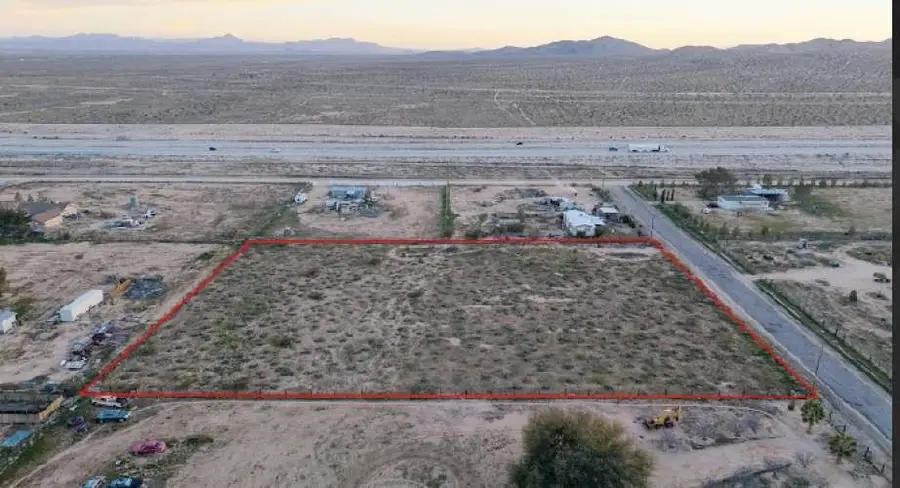 52010 Hidden River Road, Hinkley, CA 92345 - #3