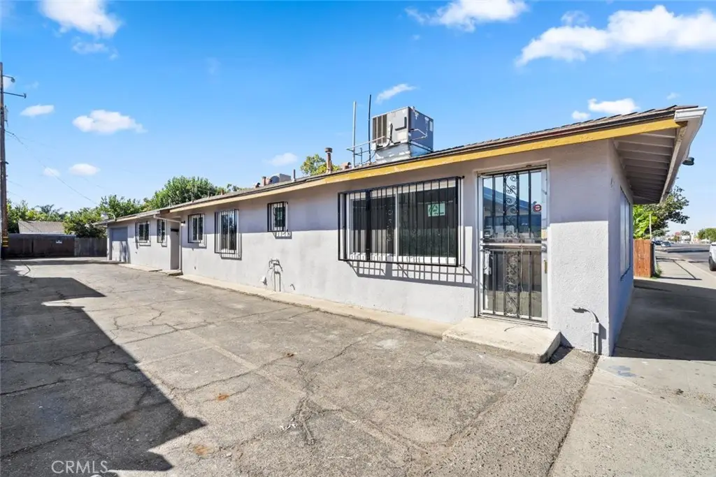 4584 E Tulare, Fresno, CA 93702 - #1