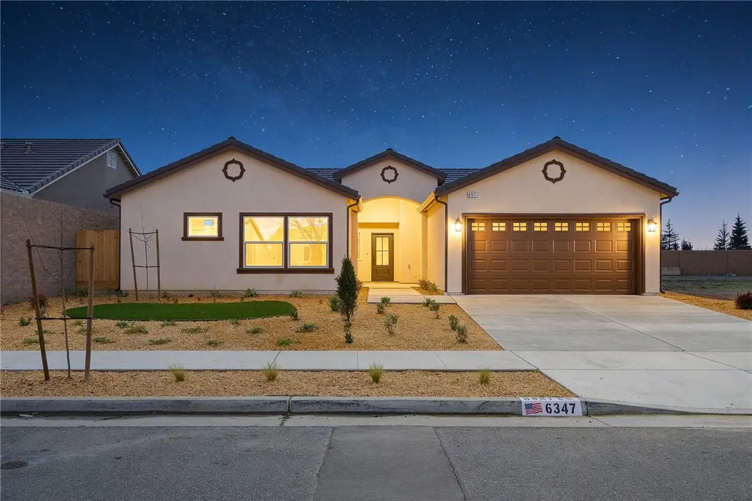 6347 W Elowin Avenue, Visalia, CA 93291 - #1