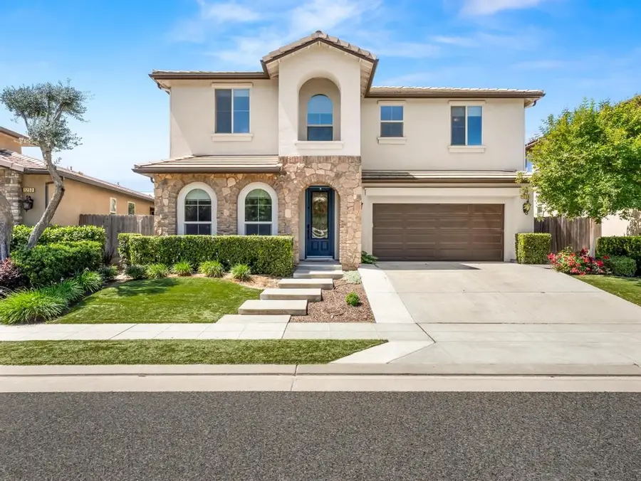 1229 E Via Roma, Fresno, CA 93730 - #2