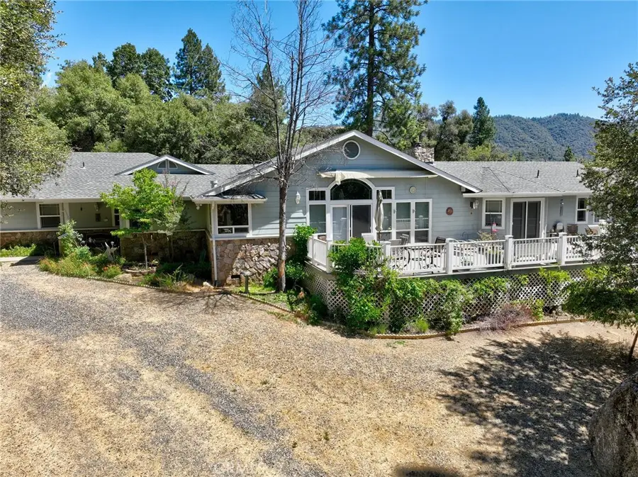 44550 Windsong Way, Ahwahnee, CA 93601 - #2