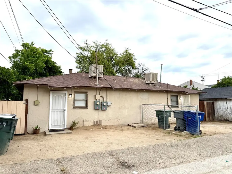 129 N Park, Fresno, CA 93701 - #3