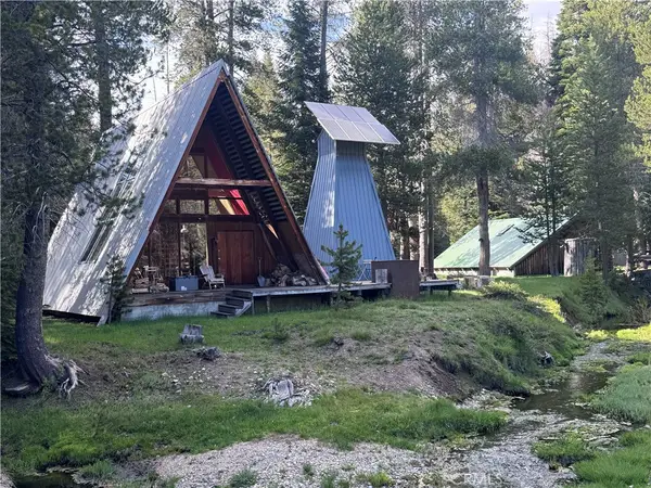 10 Beasore Road, Bass Lake, CA 93604