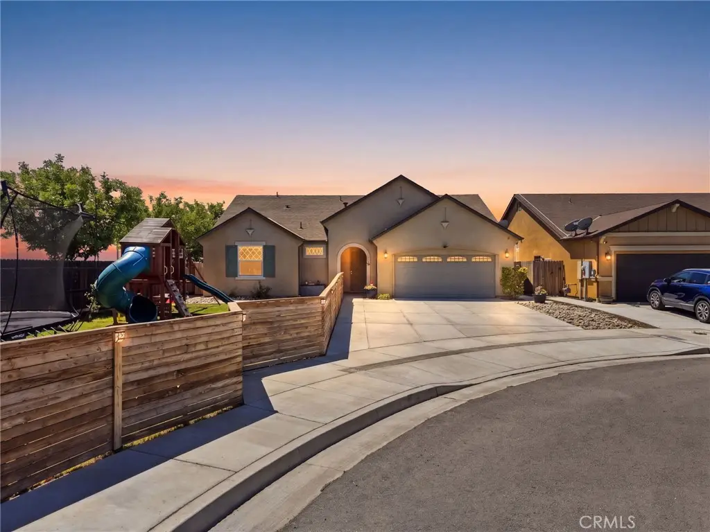 1383 E Donnybrook, Hanford, CA 93230 - #1