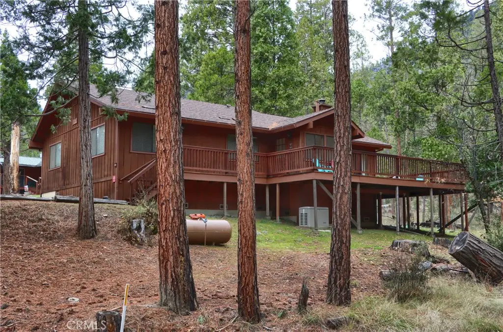 8041 Chilnualna Falls, Wawona, CA 95389 - #1