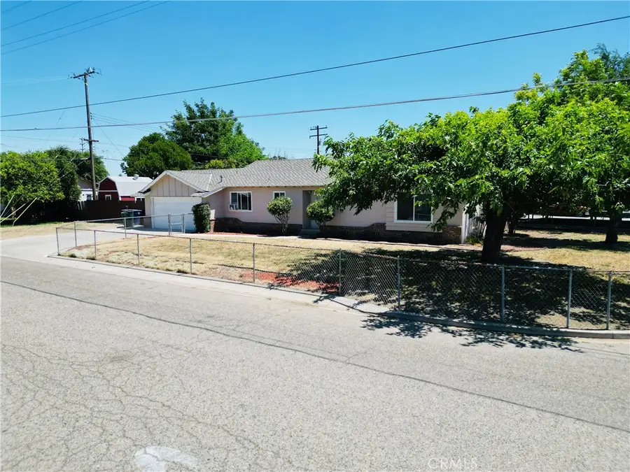 2081 E Stockham, Tulare, CA 93274 - #3
